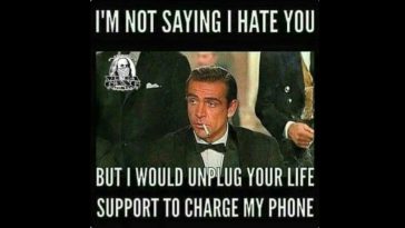 22_Thoughts_you're_prone_to_when_your_boss_is_TERRIBLE - QuotesHumor.com